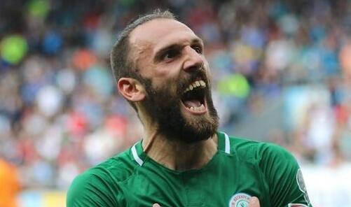 Son dakika transfer haberi | İsmail Kartal Vedat Muriç’in satılmasını istemiyor