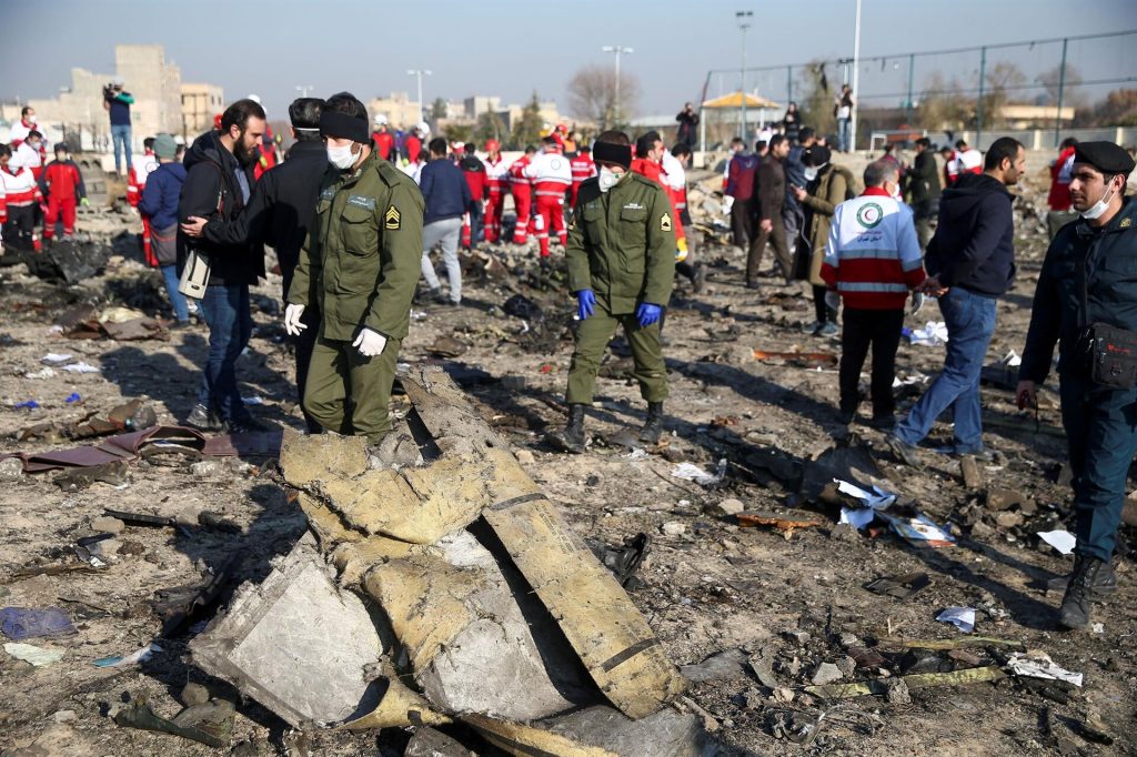 İran düşen yolcu uçağının kara kutusunu vermeyecek