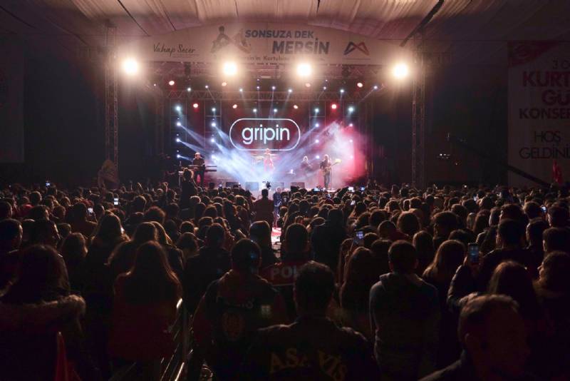 Büyükşehir’den Gripin ve Kubat Konseri (Galeri)