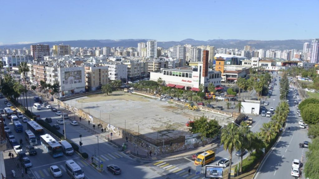 Yenişehir’e Kent Meydanı