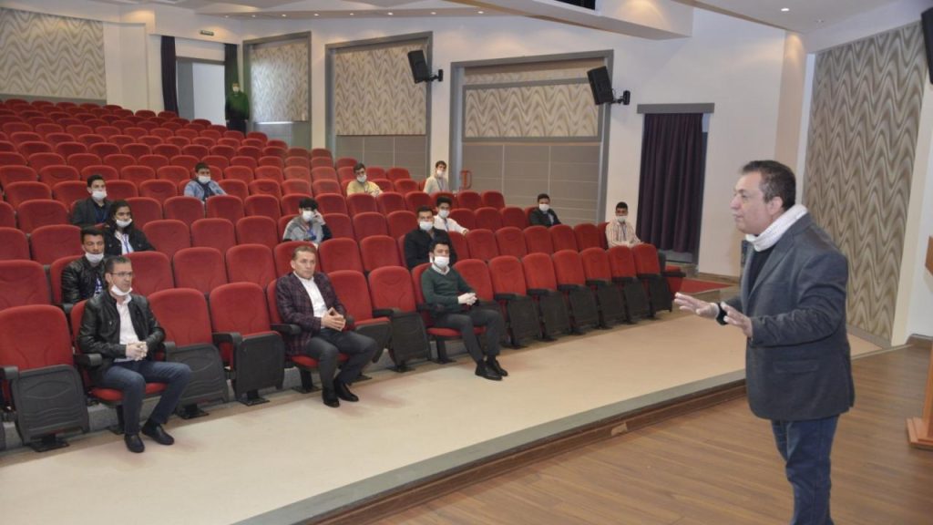 Gönüllüler Vatandaşları Tek Tek Uyaracak