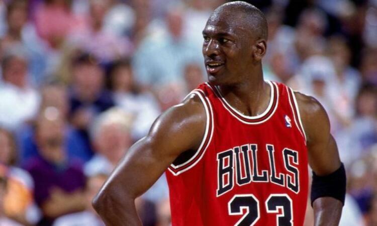 Michael Jordan’ın Forması 250 Bin Dolar!