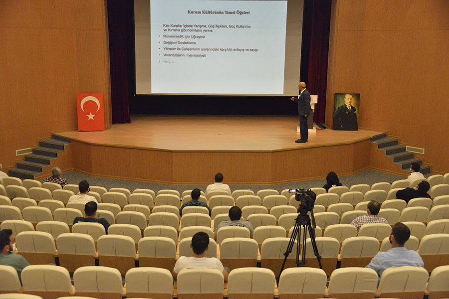 Yenişehir Belediyesi’nde Hizmet İçi Eğitimler Devam Ediyor