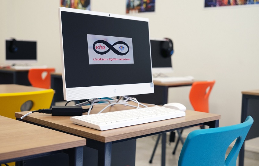 Yenişehir Belediyesi Öğrencileri EBA’ya Eriştiriyor