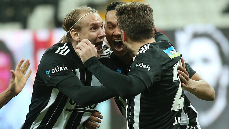 Beşiktaş Ligin İlk Yarısını Lider Kapattı