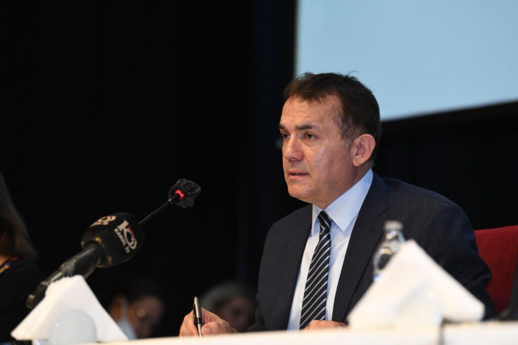 Yenişehir Belediyesi’nden Üniversite Öğrencilerine 1500 TL Eğitim Desteği